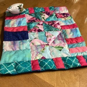 NWT Hand Crafted Reversable Doll Quilt with Pillow